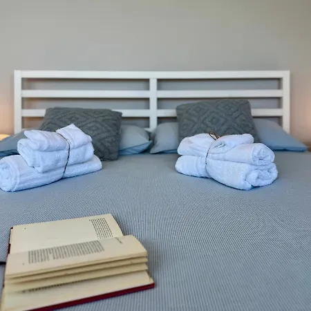 Sally's - Casa Azzurra * Санремо