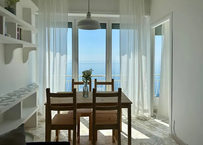 Sally's - Casa Azzurra Apartment *